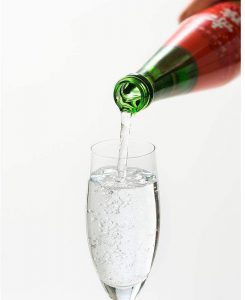 AKAZARU SPARKLING 2 - Umeshuthai 梅酒タイ ร้านขายเหล้าบ๊วย และเหล้าผลไม้